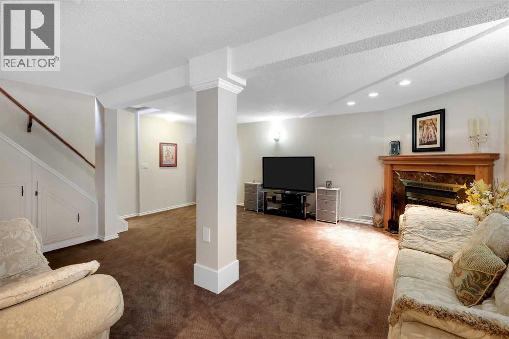 1296 Berkley Drive NW - 10