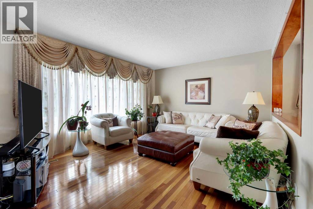 1296 Berkley Drive NW - 12