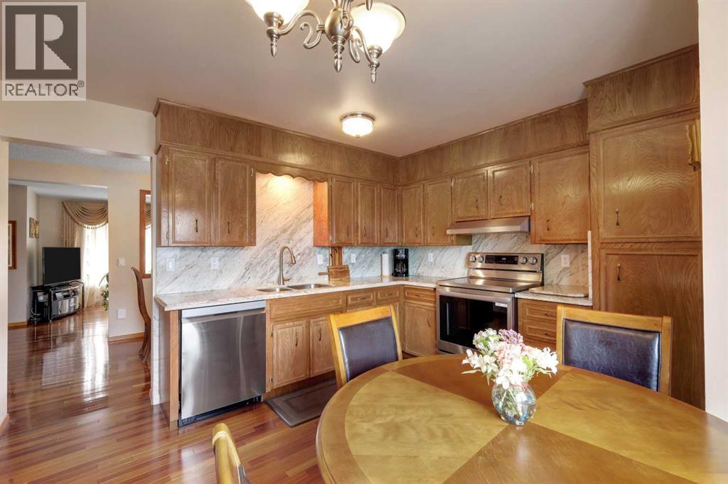 1296 Berkley Drive NW - 14