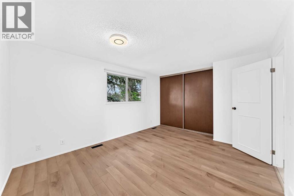 10 Erin Ridge Place SE - 13