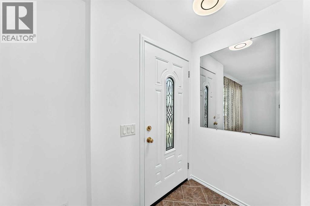 10 Erin Ridge Place SE - 2