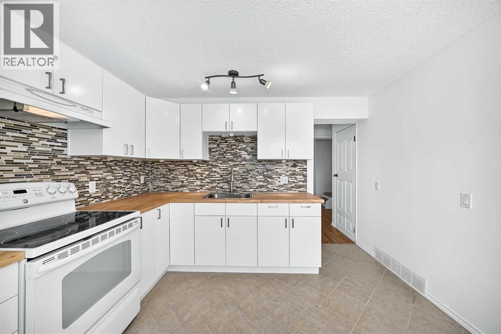 10 Erin Ridge Place SE - 5