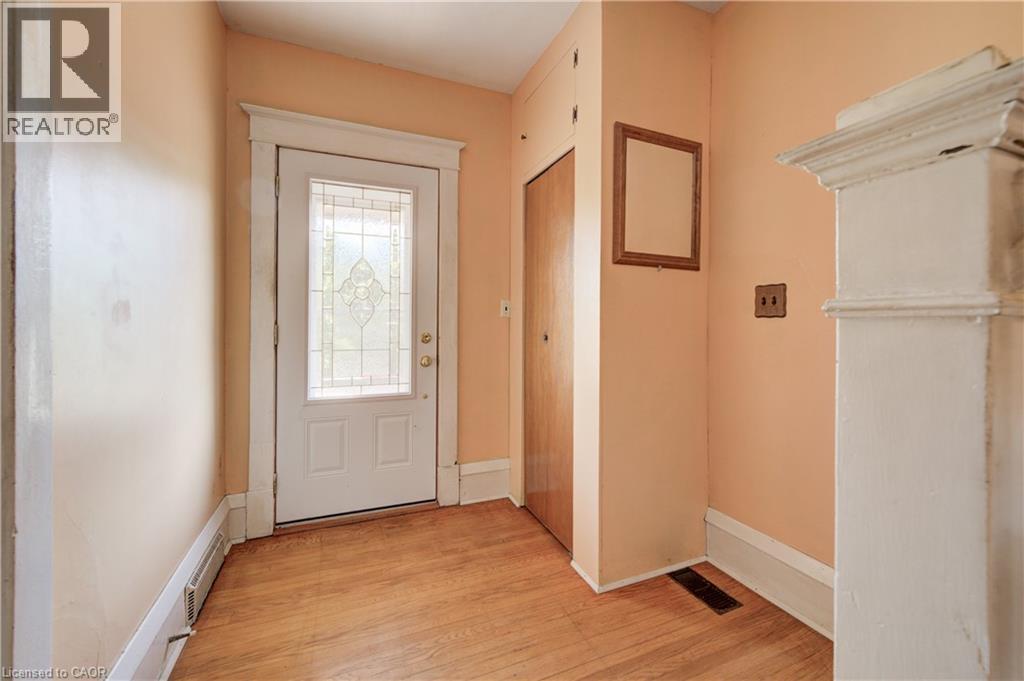 2 SAMUELSON Street - Image 8