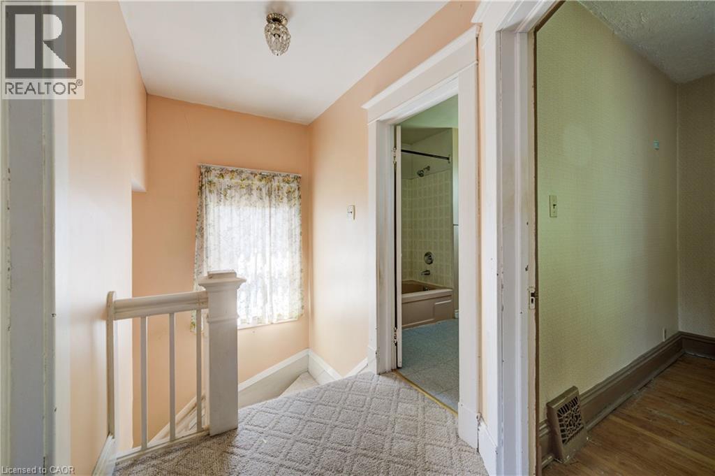 2 SAMUELSON Street - Image 16