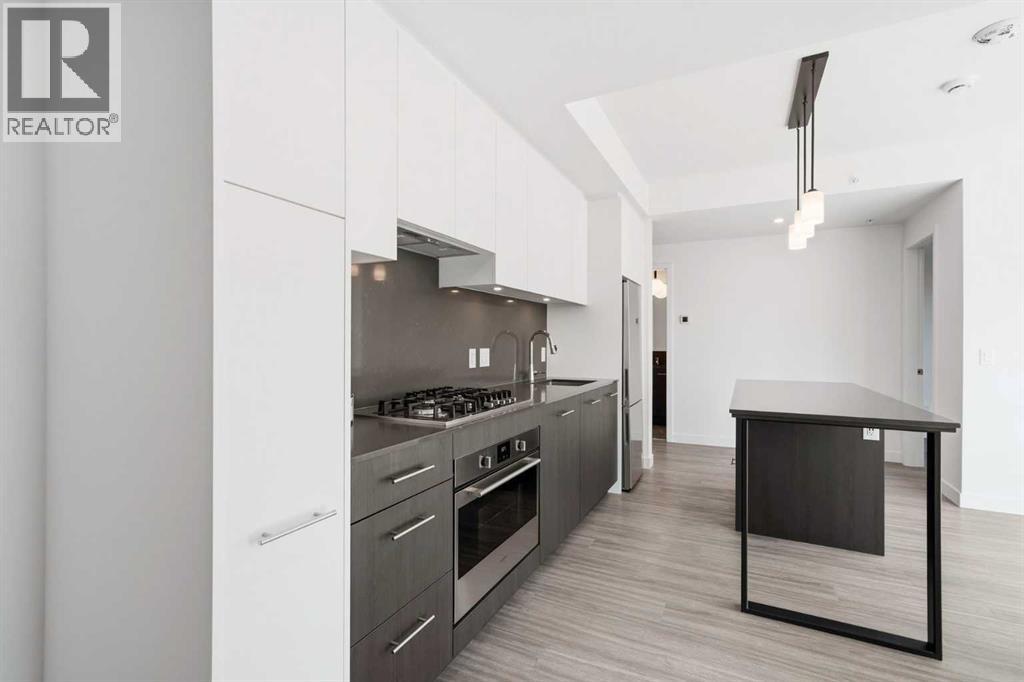 #1602 730 2 Avenue SW - 4