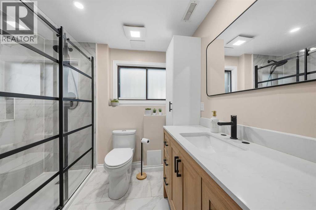 71 Riverglen Crescent SE - 28