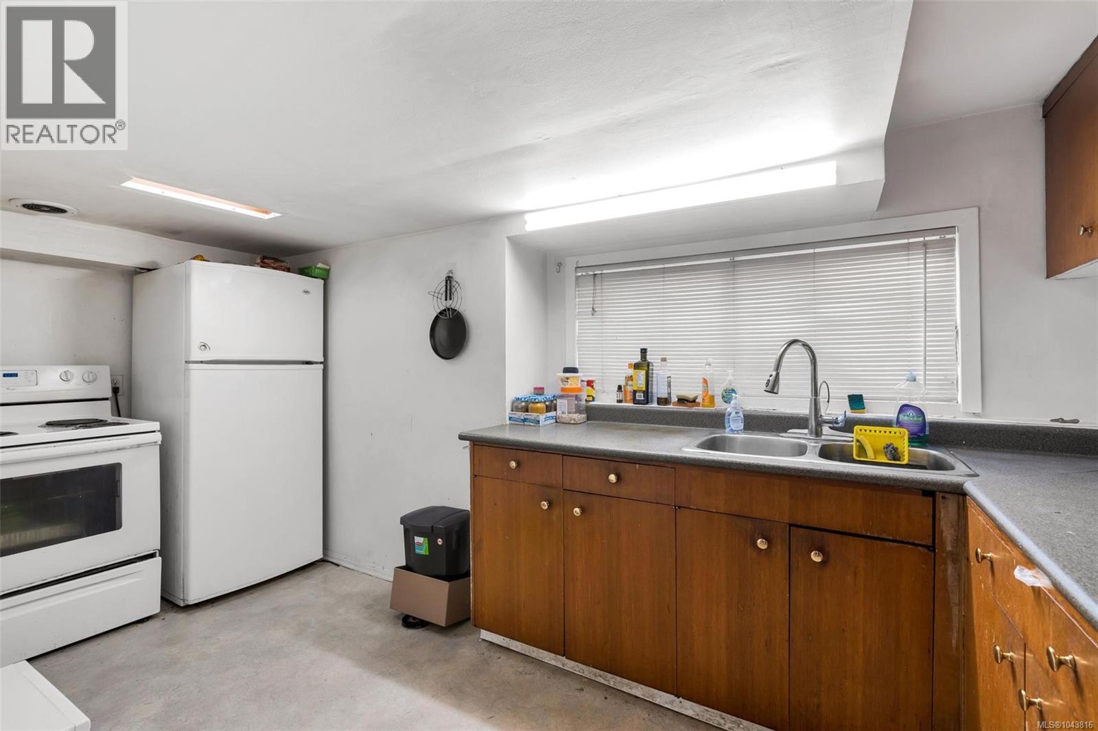 2652 Blackwood St - 31