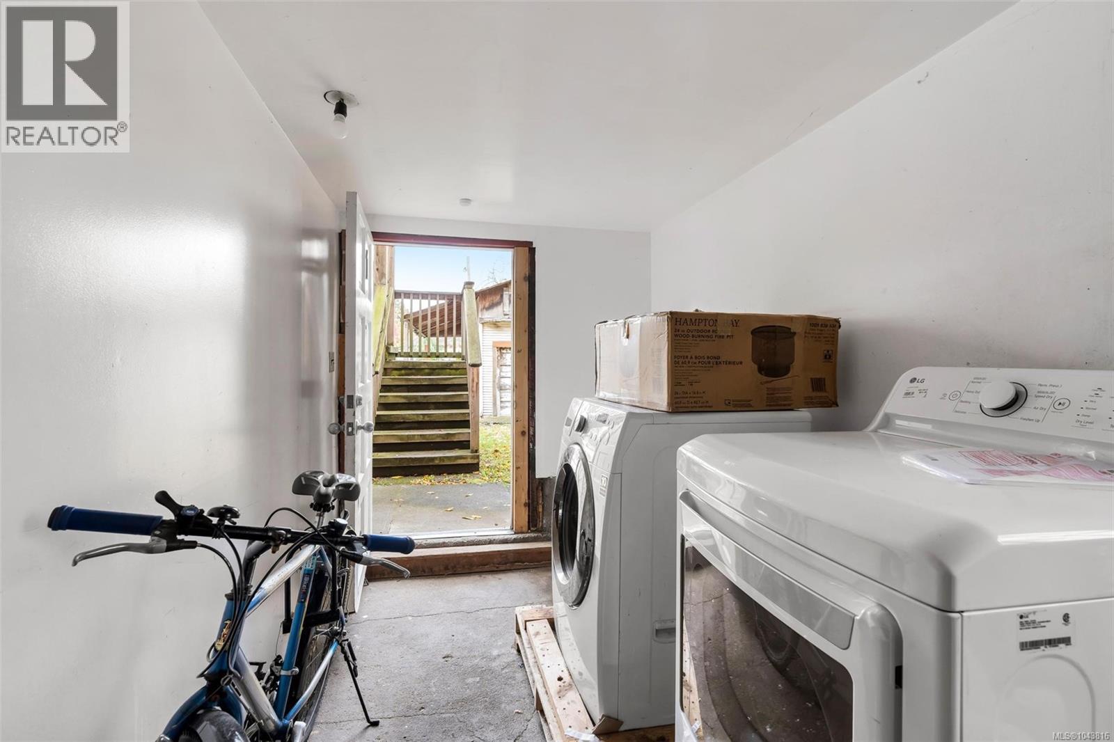 2652 Blackwood St - 40