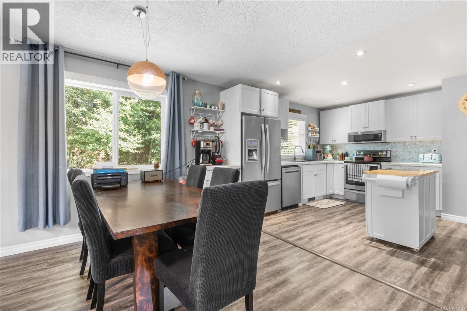 1630 Kristin Way - 11