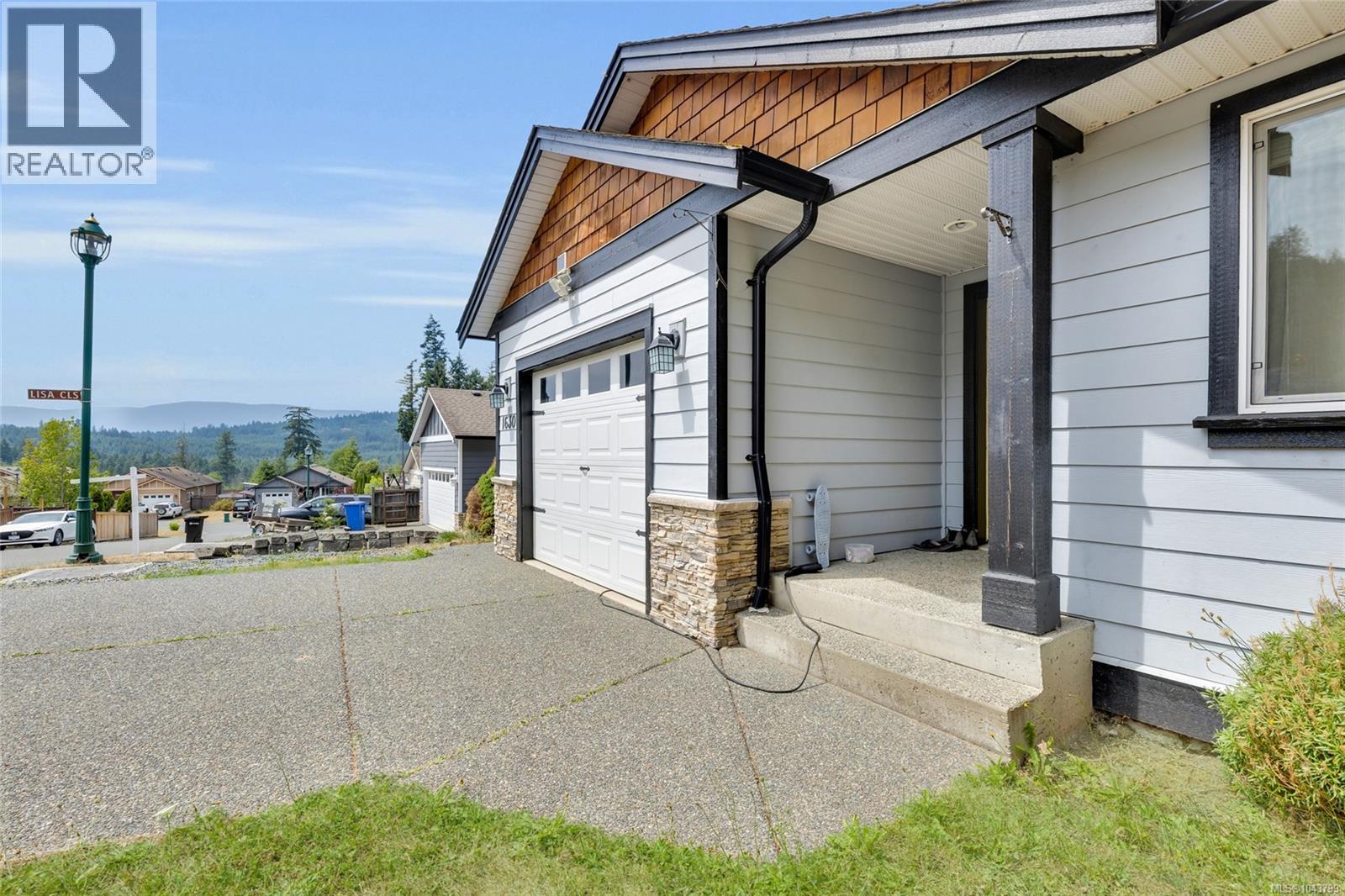 1630 Kristin Way - 3