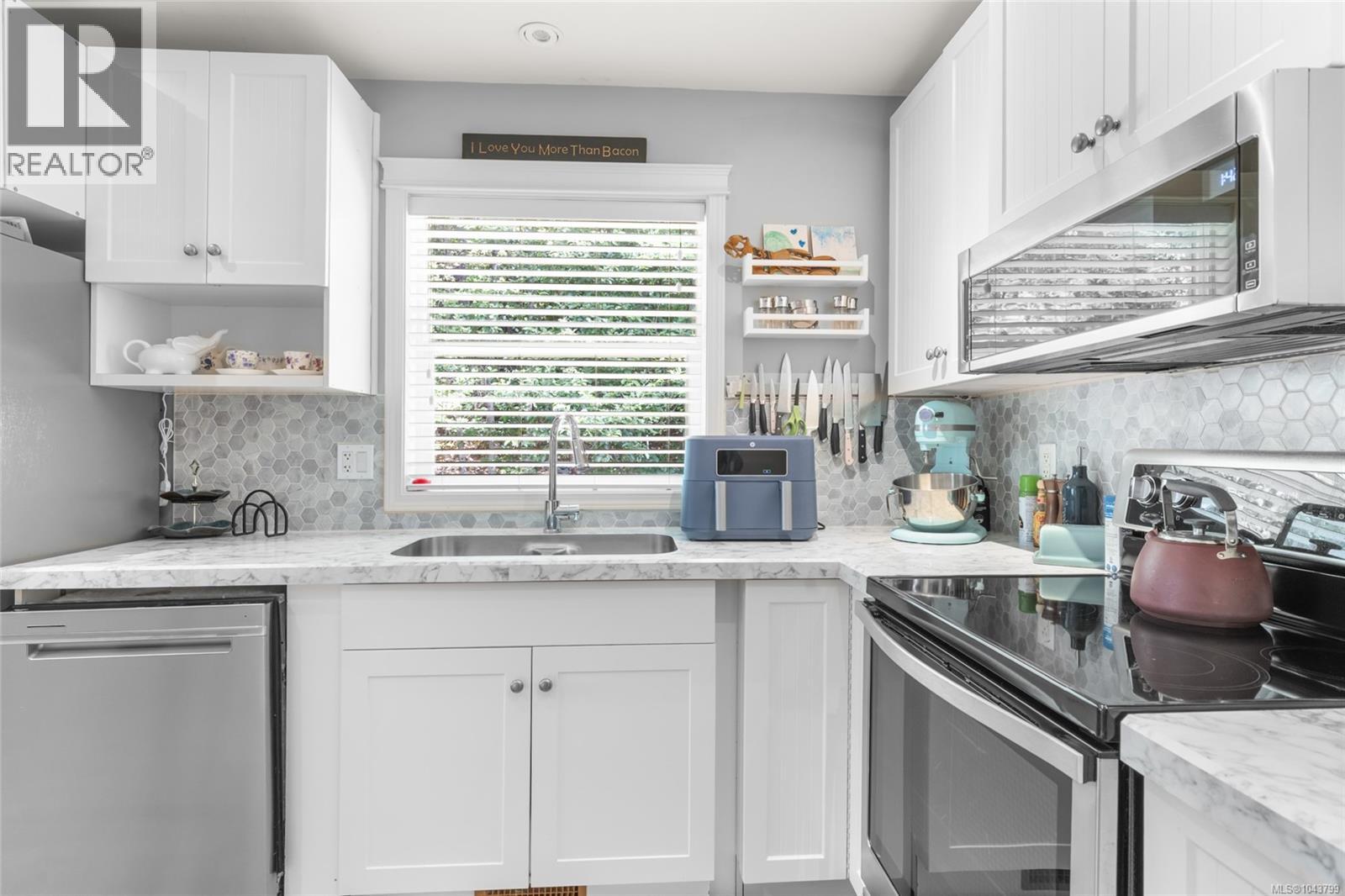 1630 Kristin Way - 8