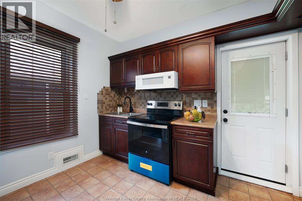 1620 DROUILLARD ROAD - 18