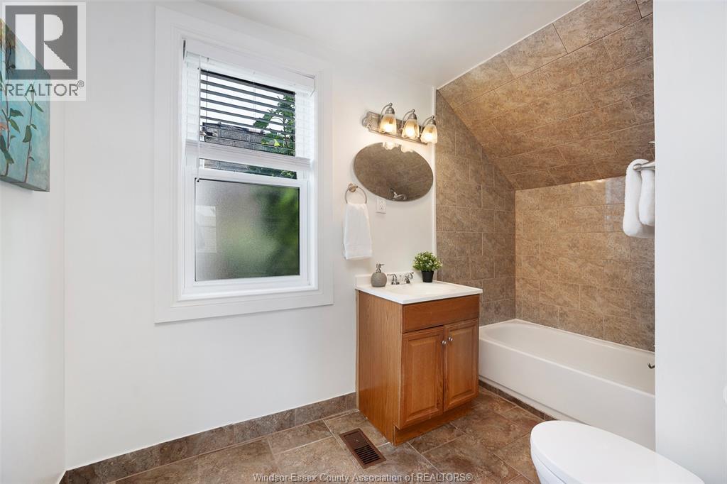 1620 DROUILLARD ROAD - 25