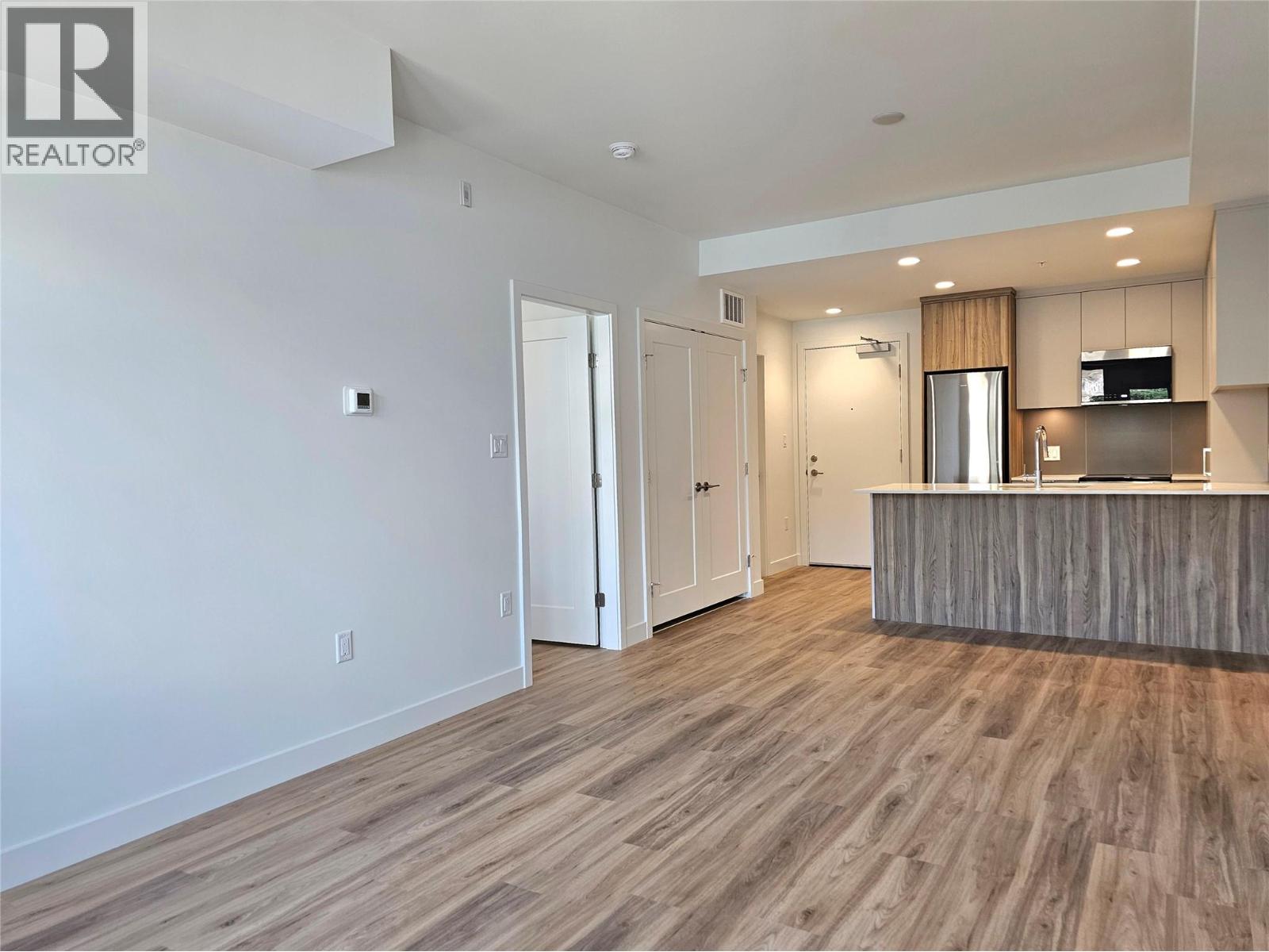 #420 271 Wylie Street - 3