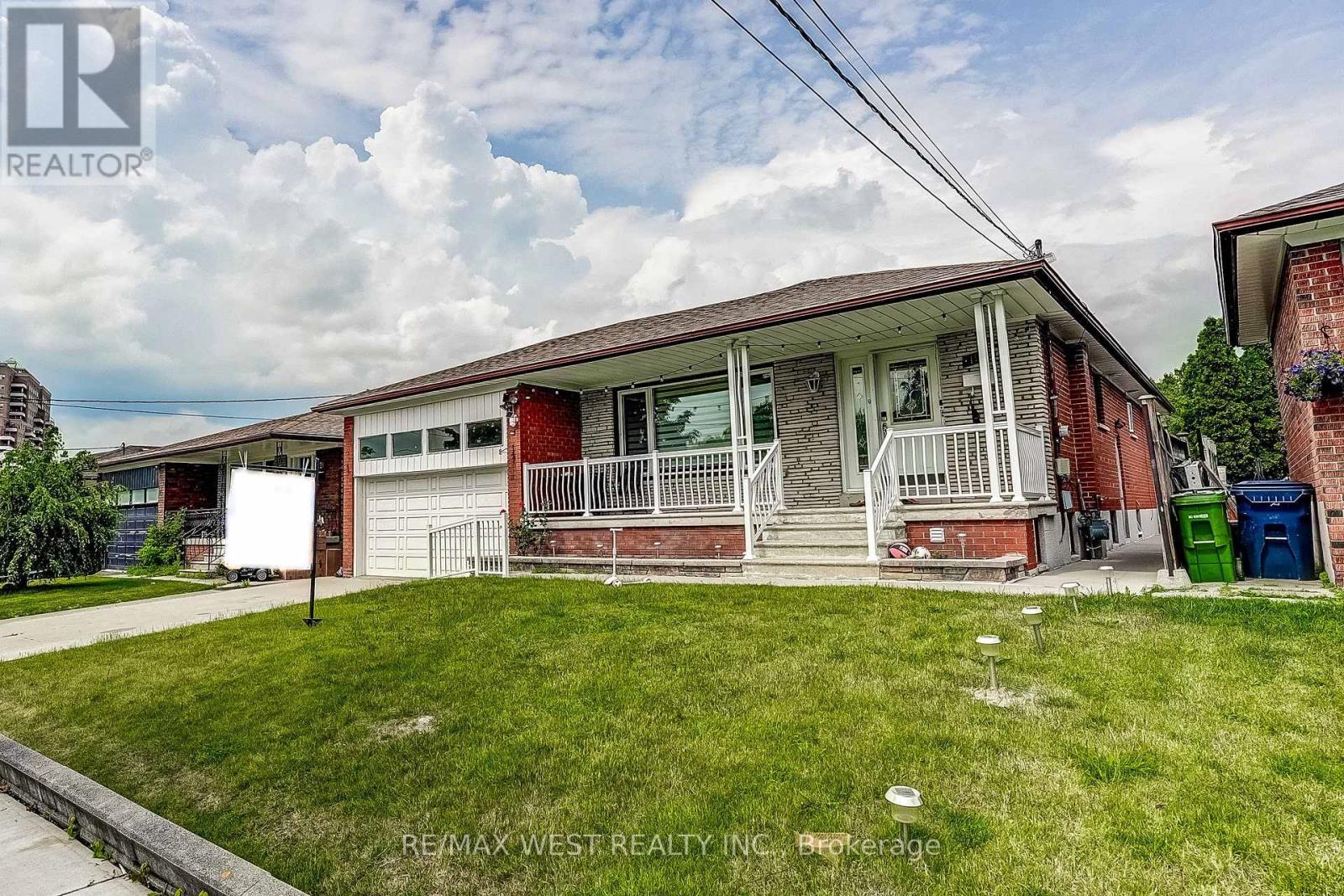19 ARCHWAY CRESCENT - 2