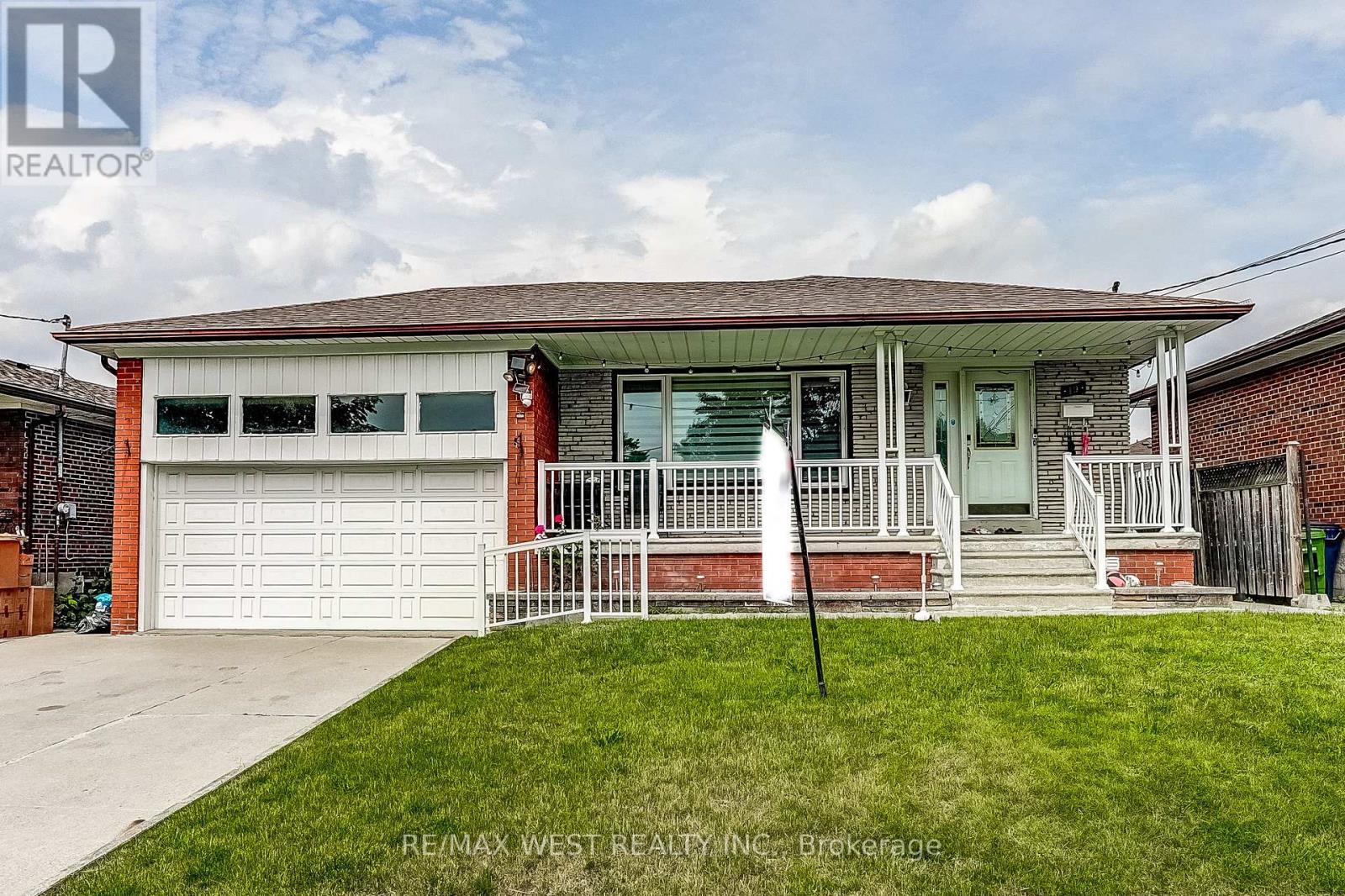 19 ARCHWAY CRESCENT - 1
