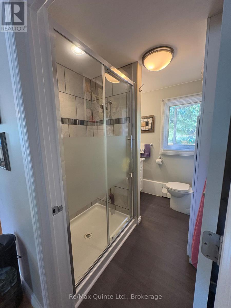 14 BAY AVENUE - 24
