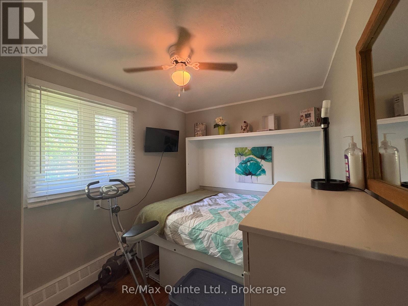 14 BAY AVENUE - 22