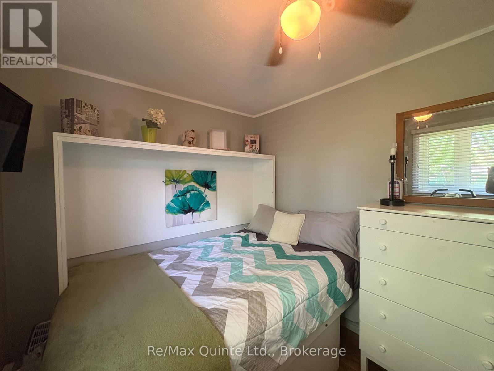 14 BAY AVENUE - 20