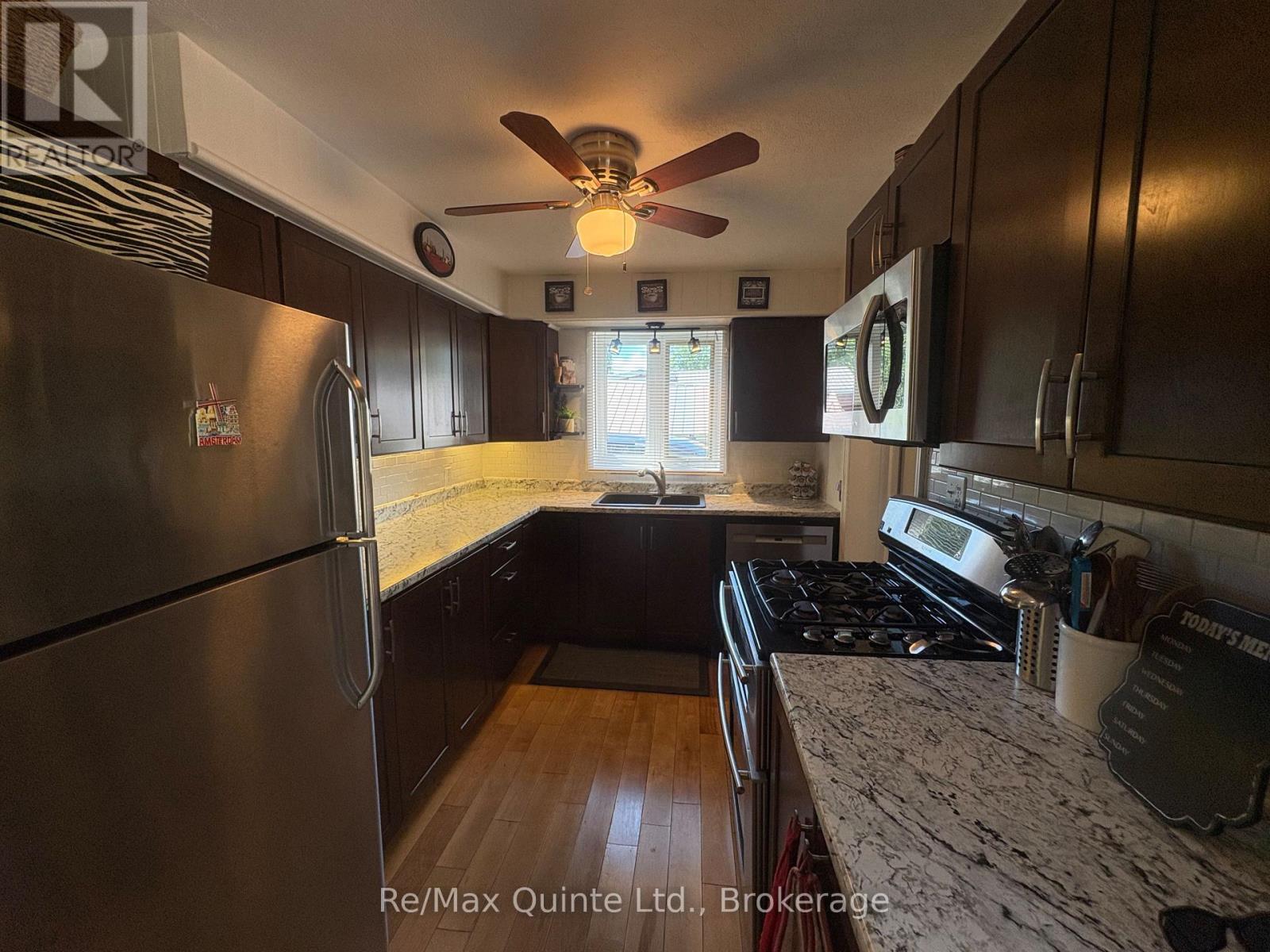 14 BAY AVENUE - 16