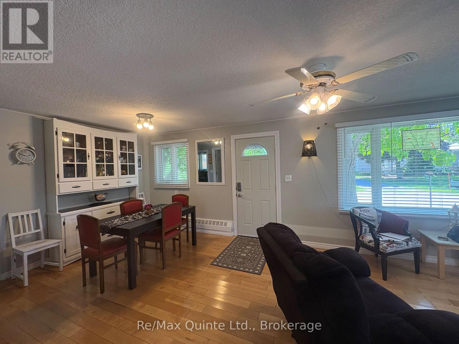 14 BAY AVENUE - 8