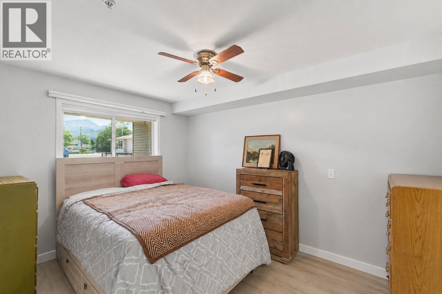 #105 265 Froelich Road - 16