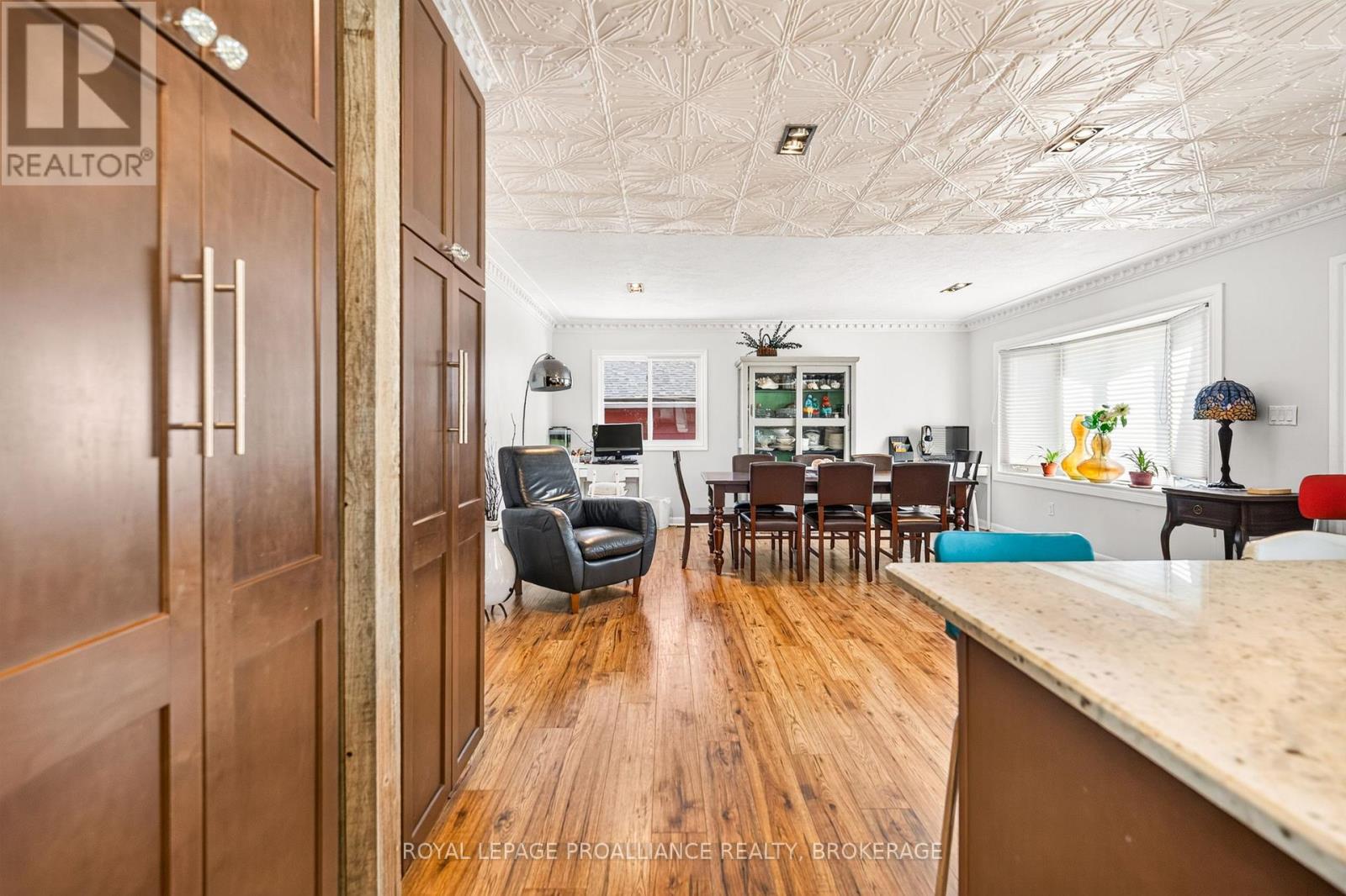 2219 MCKENDRY ROAD - Image 10