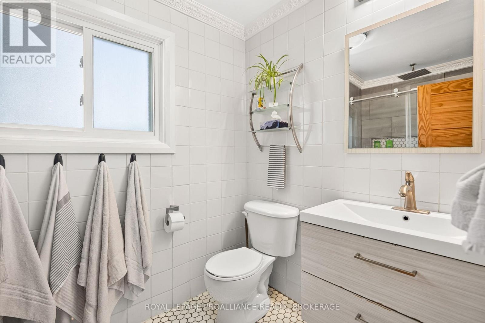 2219 MCKENDRY ROAD - Image 14
