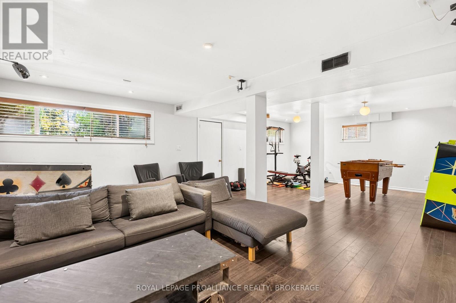 2219 MCKENDRY ROAD - Image 21