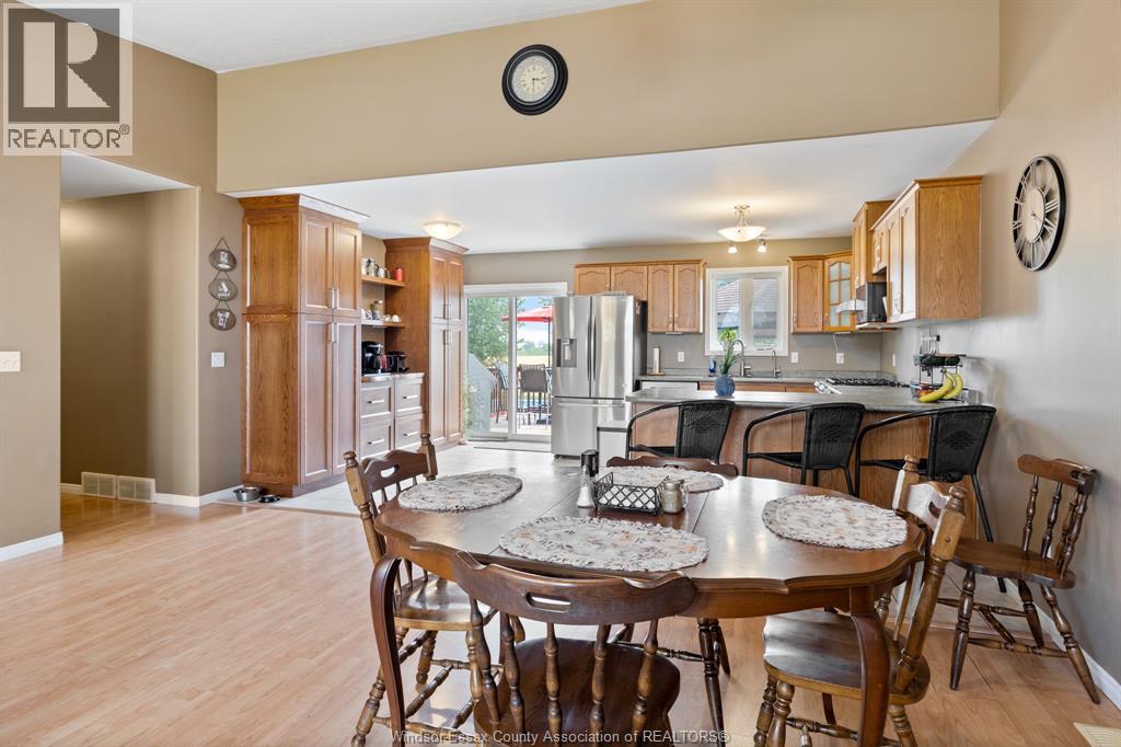 7841 COLLISON Sideroad - 11