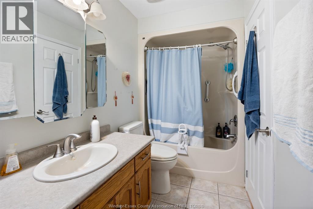 7841 COLLISON Sideroad - 22