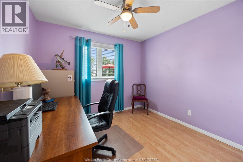 7841 COLLISON Sideroad - 21