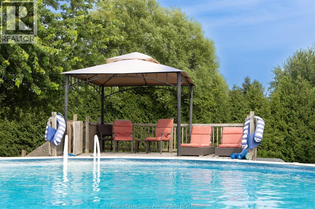 7841 COLLISON Sideroad - 47