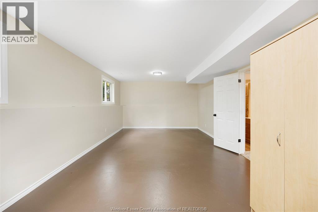 951 WRIDE AVENUE - 24