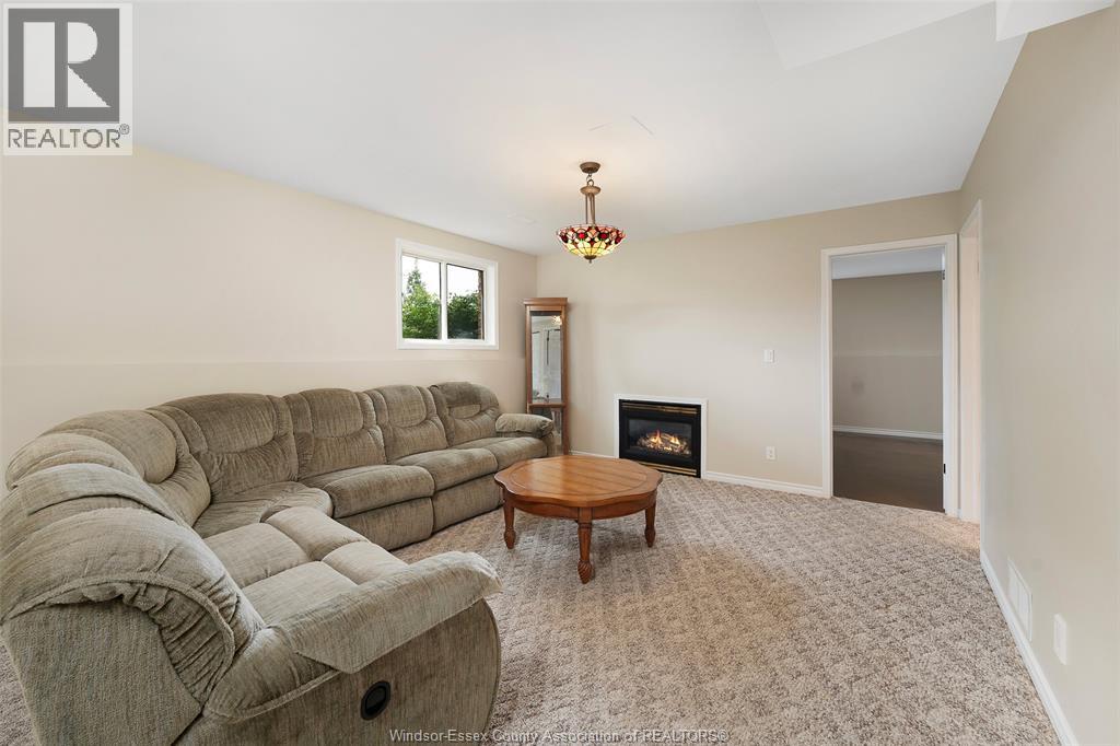 951 WRIDE AVENUE - 21