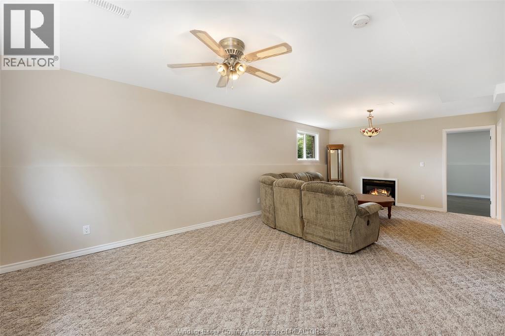 951 WRIDE AVENUE - 20