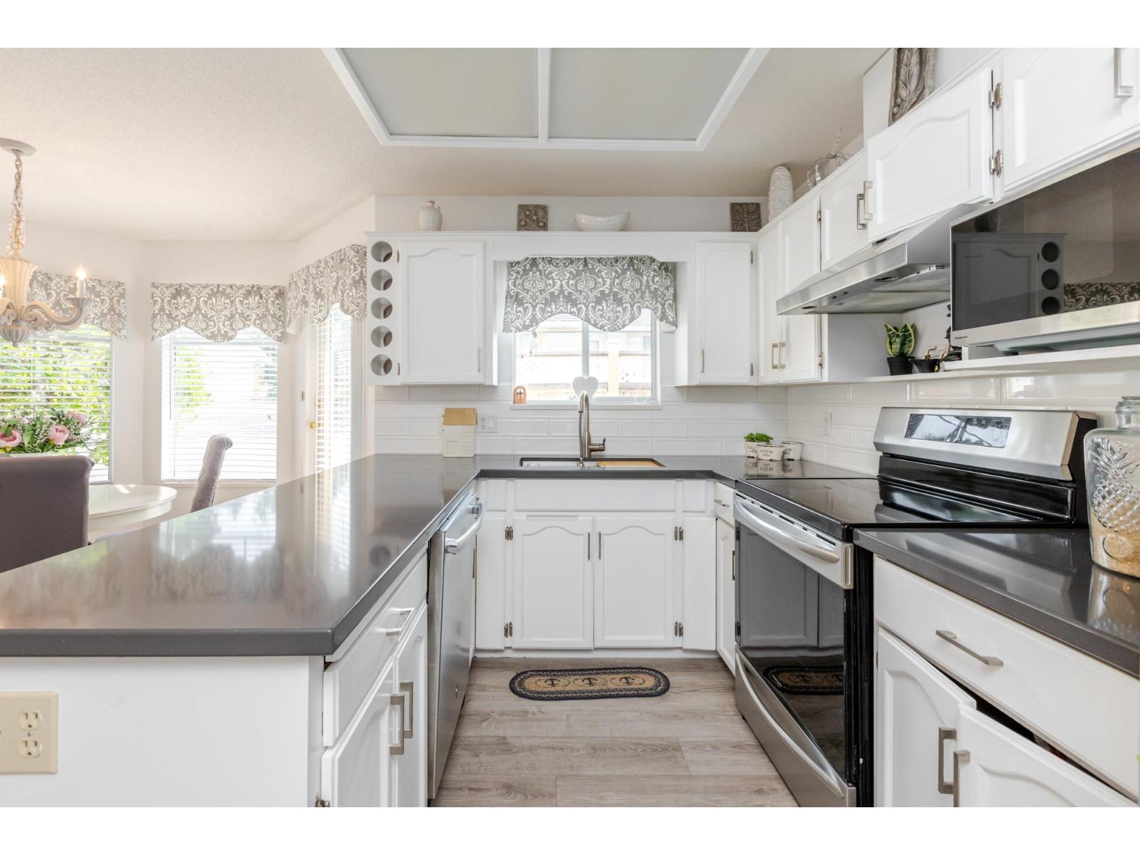 3 Bed, 3 Bath House for Sale in Langley – 83 21138 88 AVENUE, Langley – MLS# R3148264 - Image 2