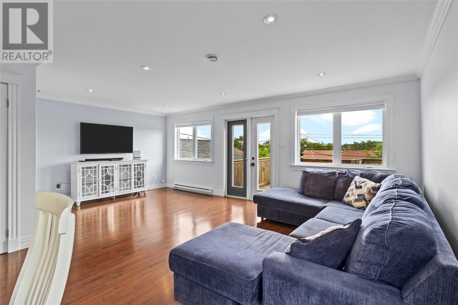 9 Agustus Avenue - Image 8