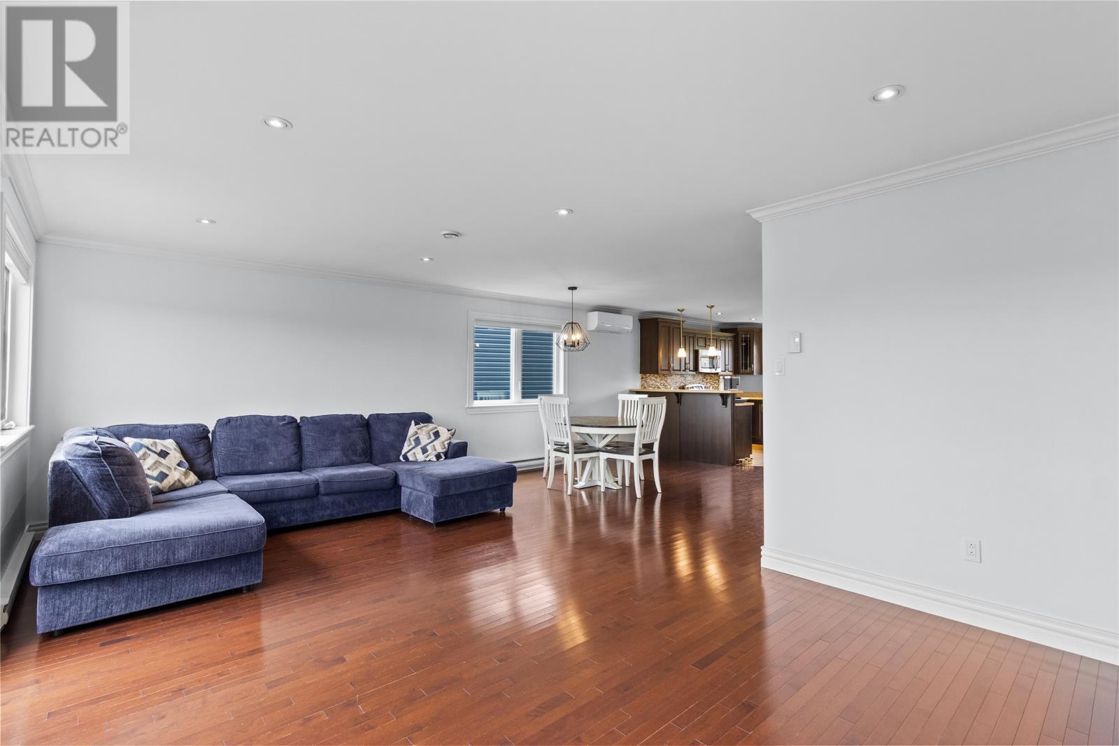 9 Agustus Avenue - Image 9