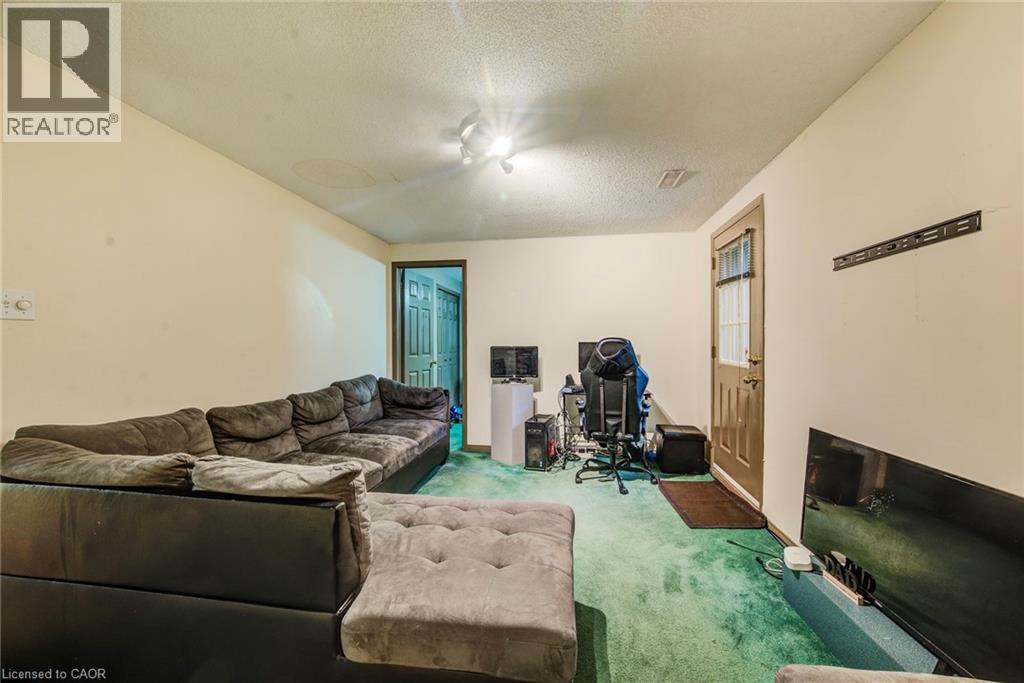 562 ERINBROOK Drive - 8