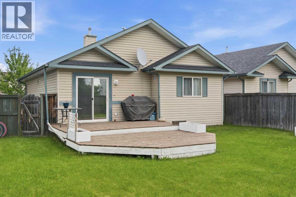 109 Canoe Square SW - 39