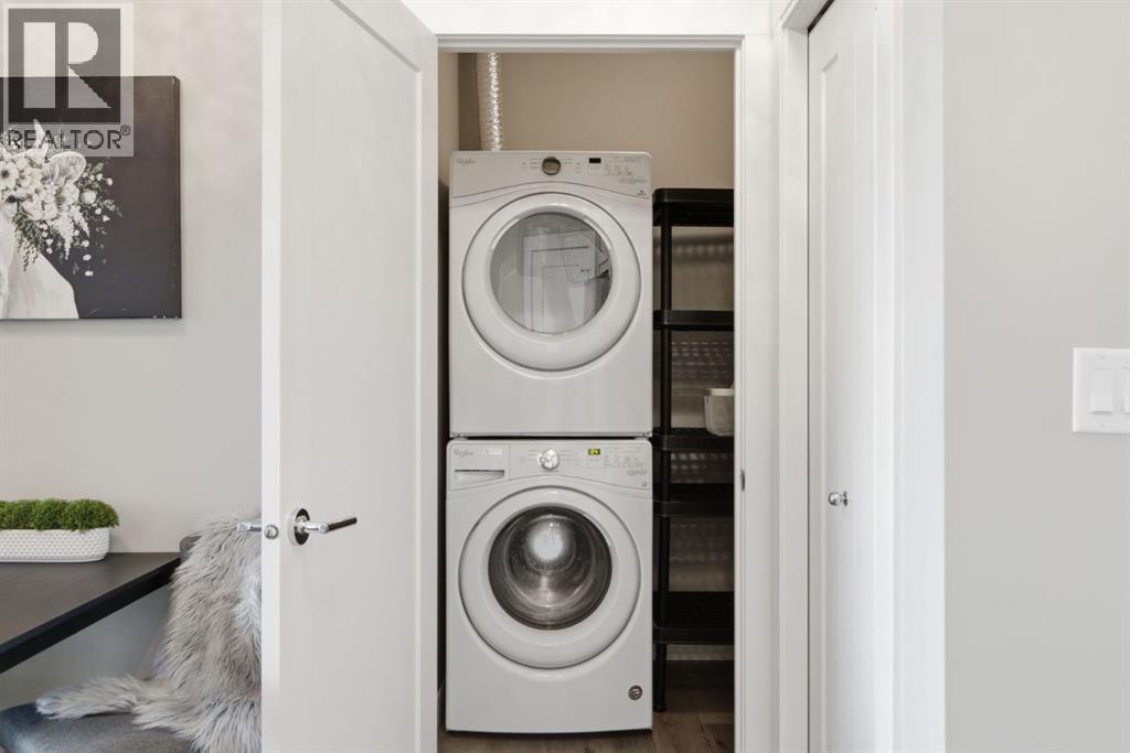 #419 10 Walgrove Walk SE - 35