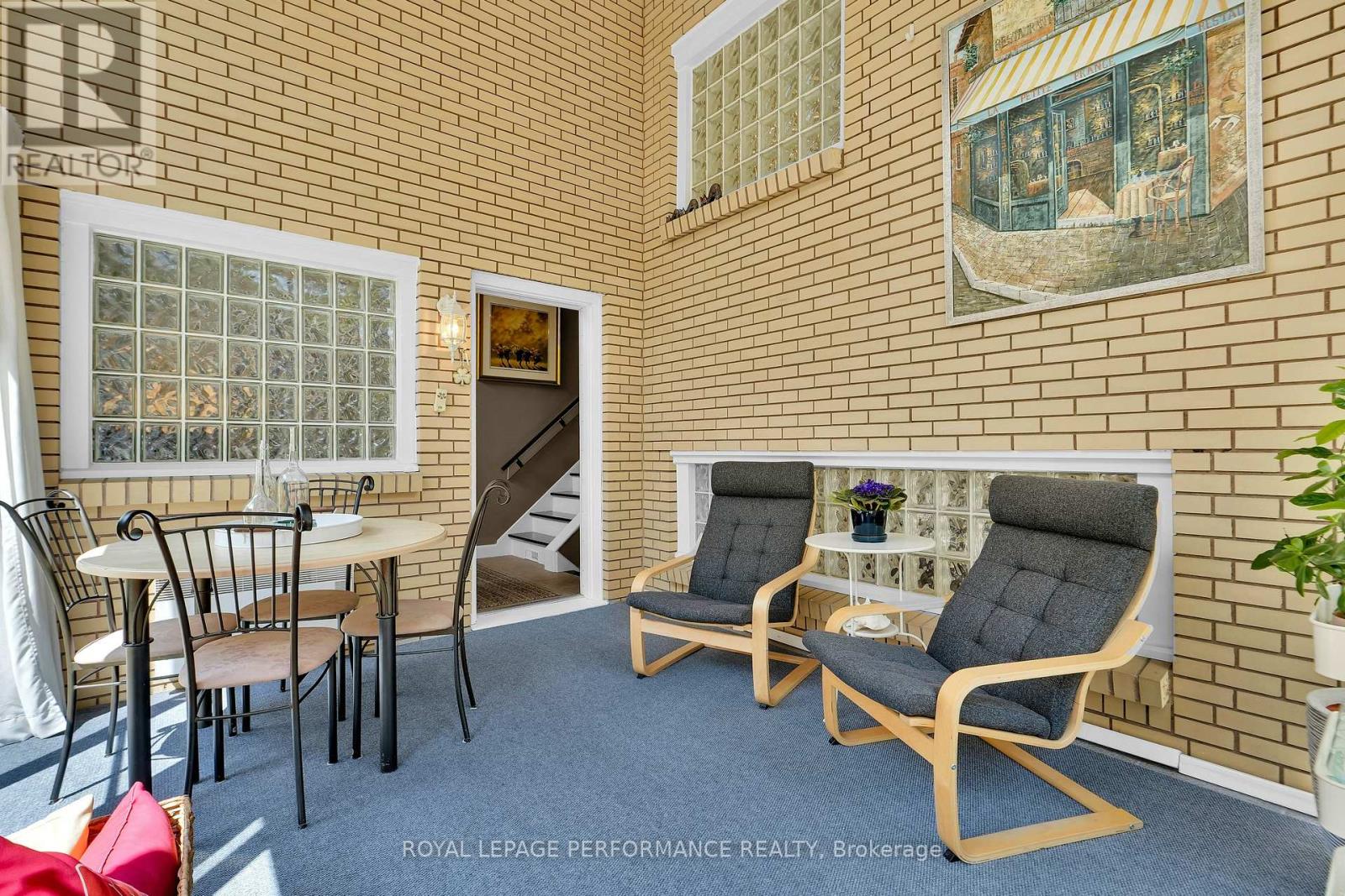 2321 HILLARY AVENUE - 20