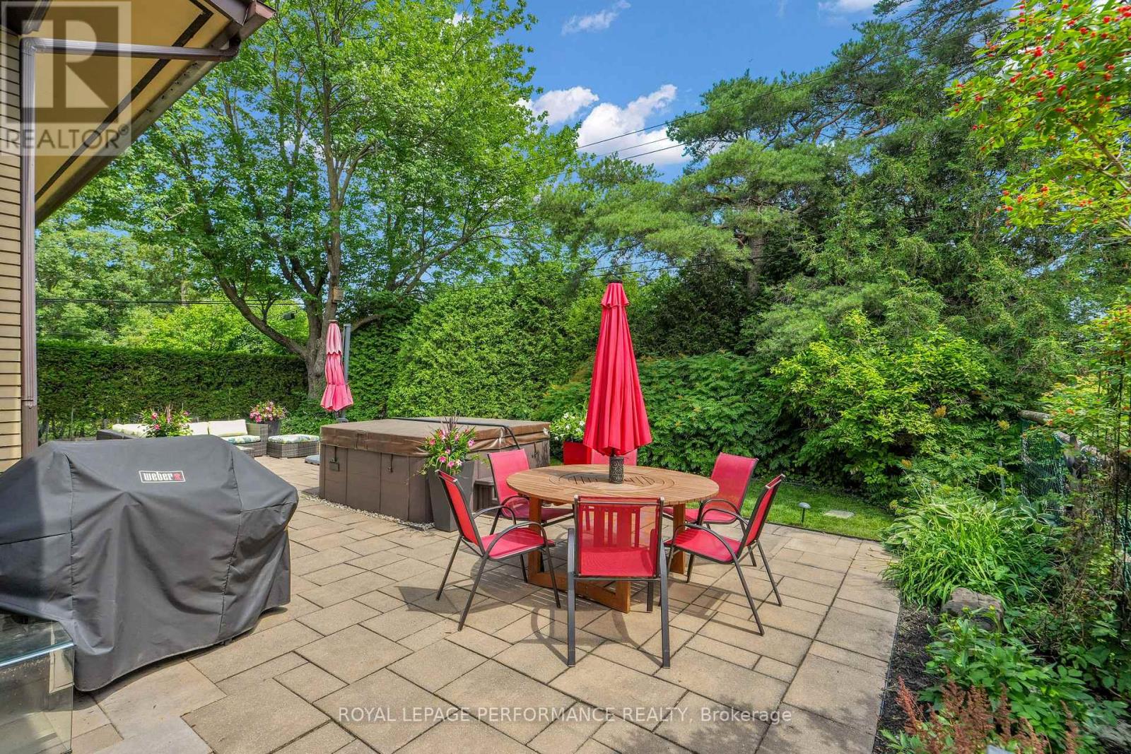 2321 HILLARY AVENUE - 38