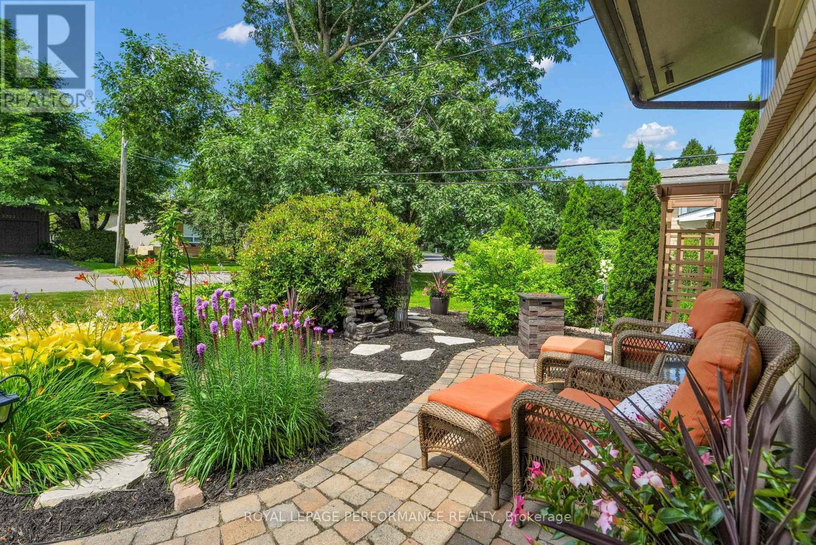 2321 HILLARY AVENUE - 5