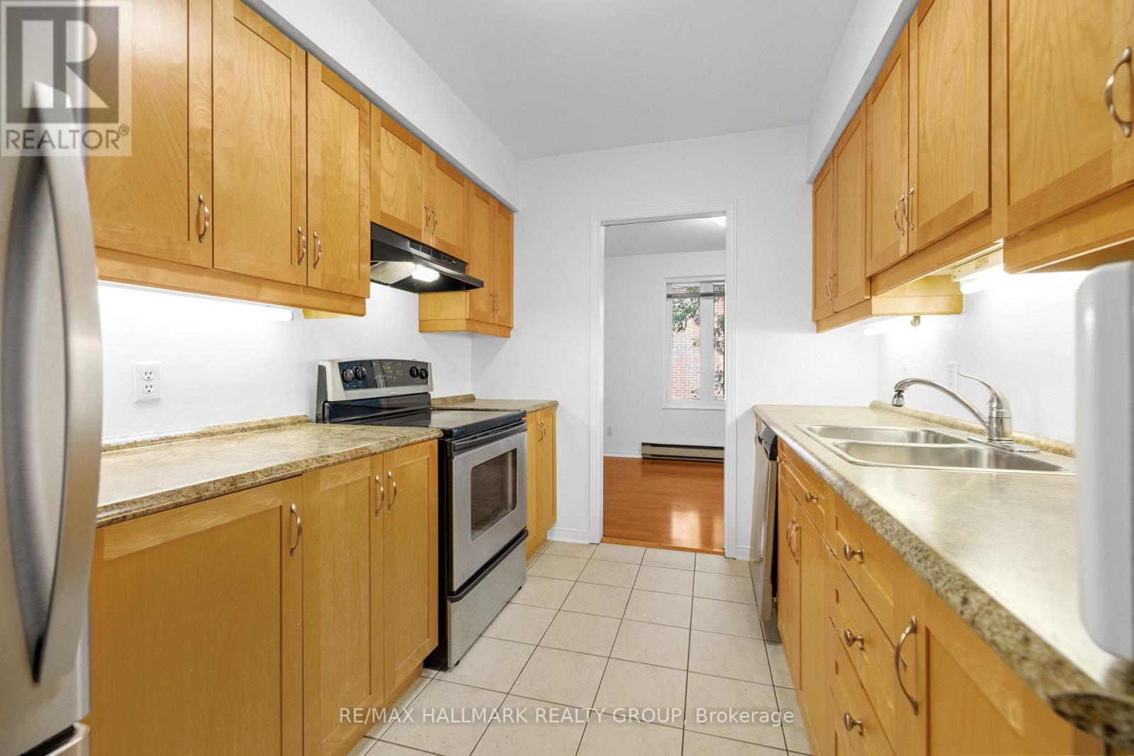 2 Bed, 2 Bath House for Rent in Ottawa – 2 – 19 MONTCALM STREET, Ottawa – MLS# X13589630 - Image 14