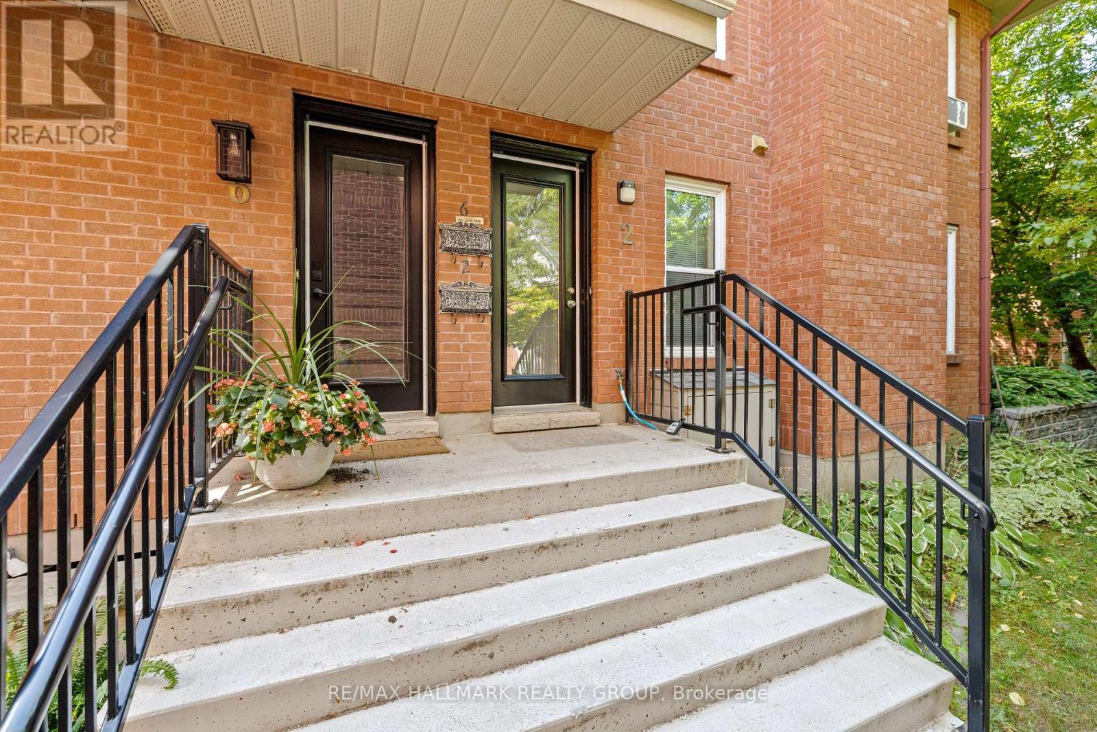 2 Bed, 2 Bath House for Rent in Ottawa – 2 – 19 MONTCALM STREET, Ottawa – MLS# X13589630 - Image 31