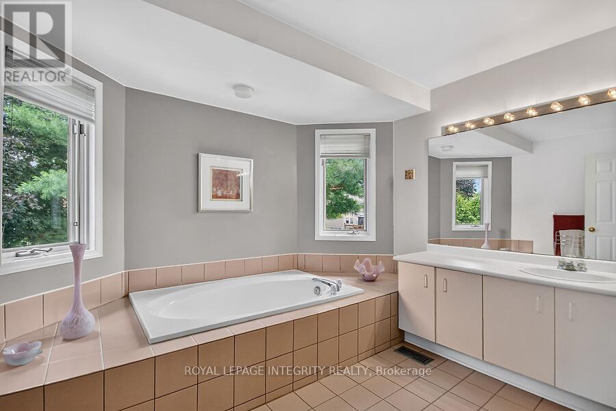 76 SADDLEHORN CRESCENT - 14