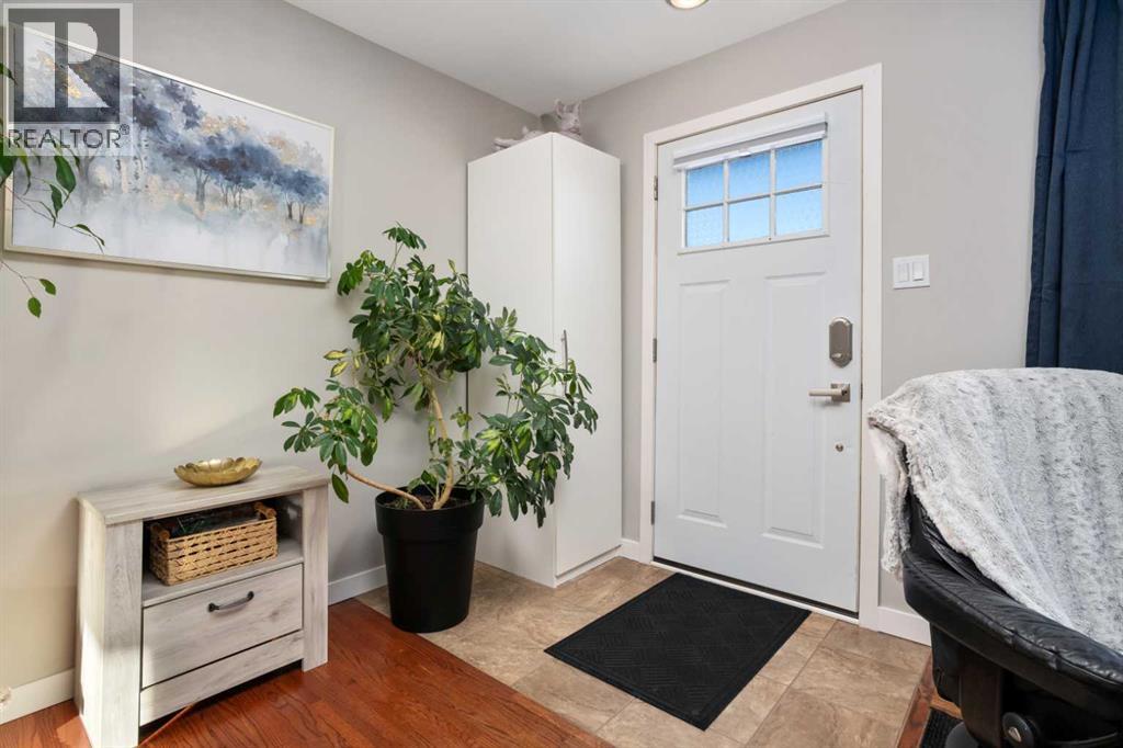 4923 51 Avenue - 4