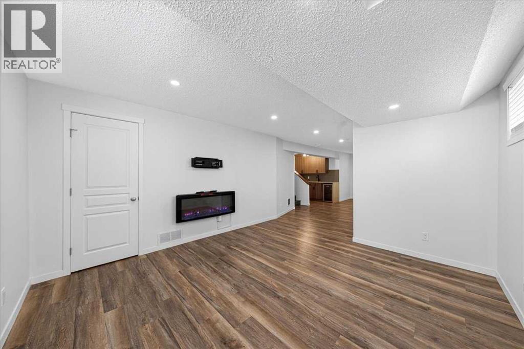 261 Copperstone Gardens SE - Image 26